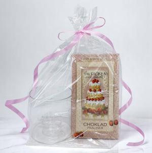 Presentset Cellofan - Fröken (lykta och chokladpraliner)